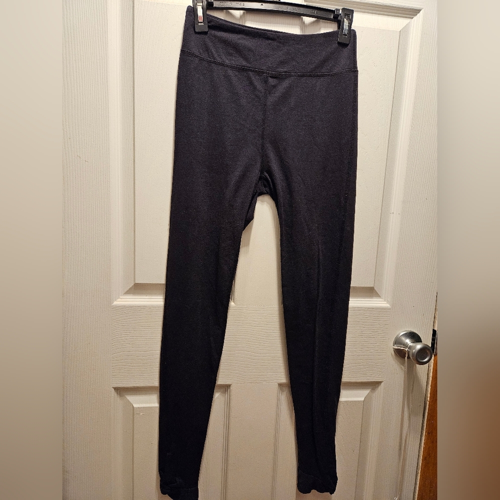 Black leggings